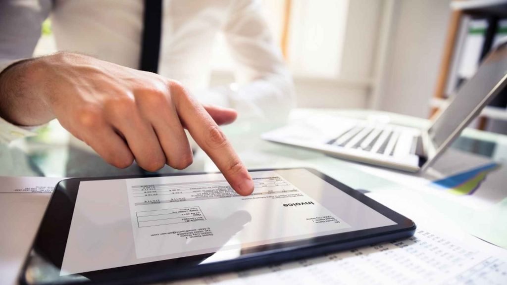 Solo el 28% de contribuyentes ha migrado a la facturación electrónica