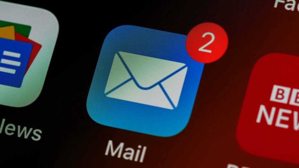 Servicios De Rentas Internas sobre correos falsos