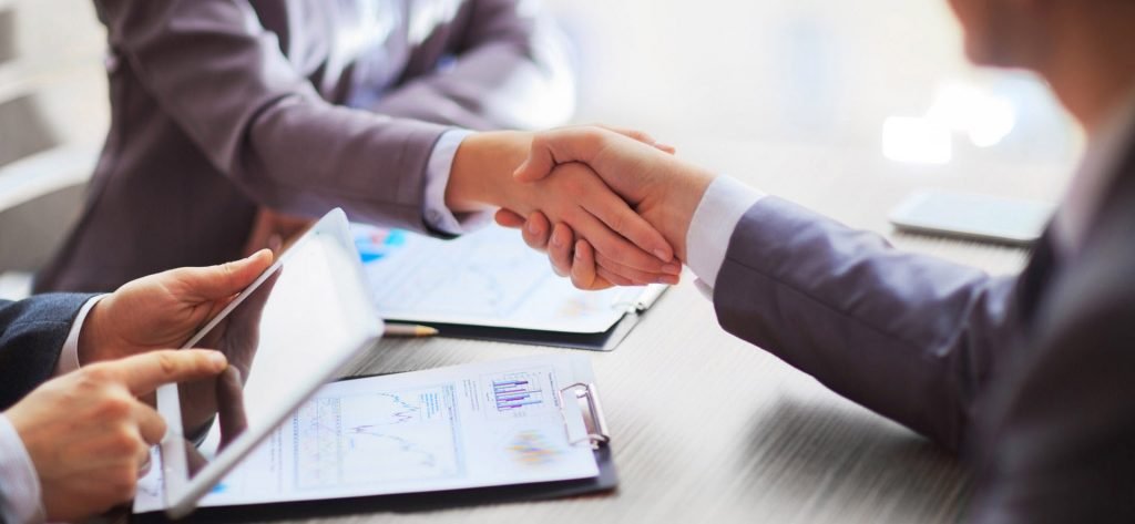 SRI expone logros y fortalece relaciones para el intercambio de información