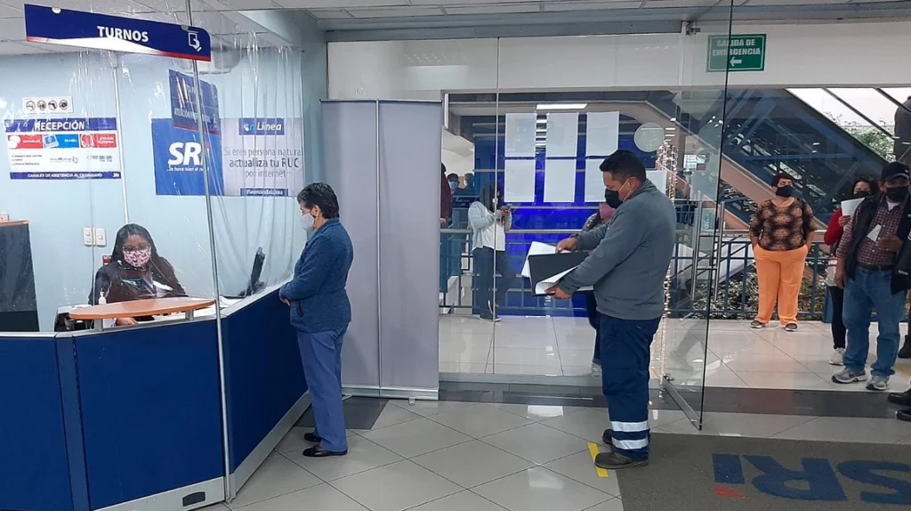 SRI actualiza los rangos de las tablas establecidas para liquidar el impuesto a la renta para el período fiscal 2023