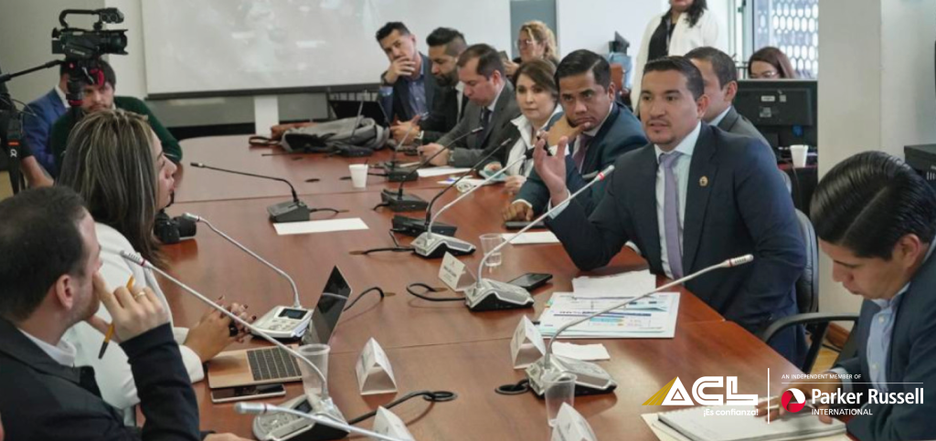 Alza del IVA temporal al 15% y permanente al 13%, propone Comisión de la Asamblea